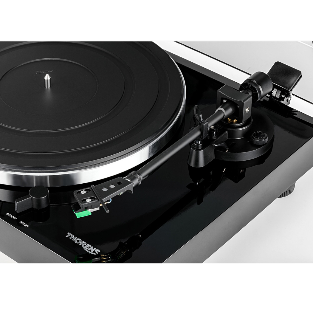 Thorens TD 202 Turntable – Open Box