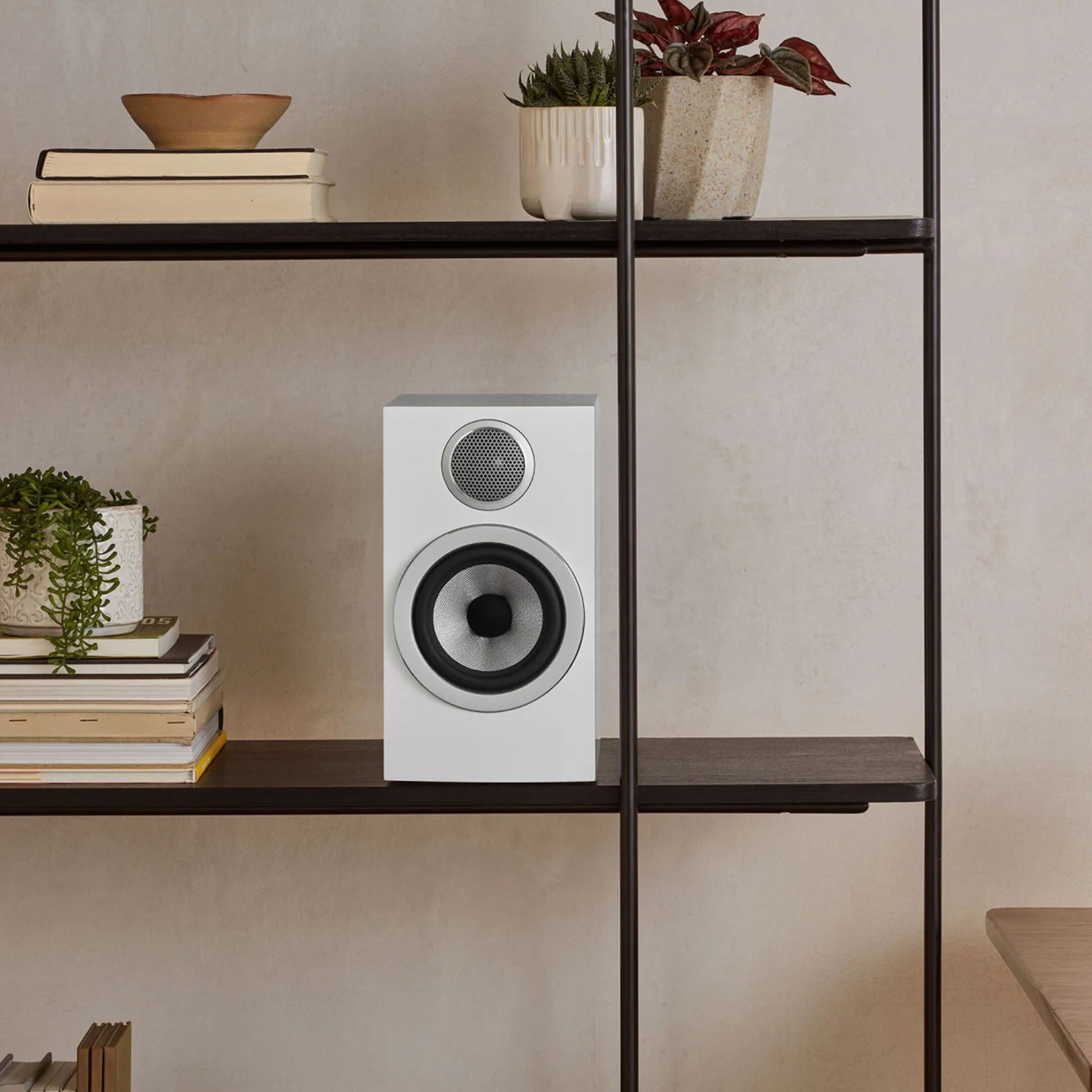 Bowers & Wilkins 707 S3 Bookshelf Speakers - (Pair)