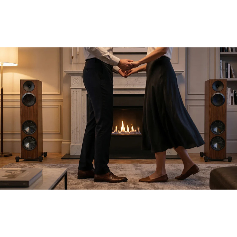 Paradigm Premier 820F V2 Floor Standing Speaker - Piano Black - Pair