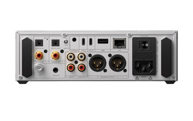 FiiO K17 Desktop DAC and Network Headphone Amplifier